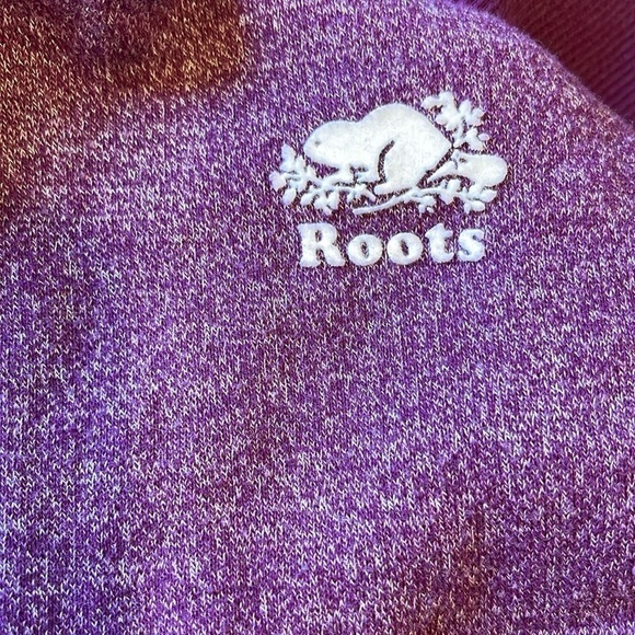 Roots kids size youth XL sweater in purple - Picture 2 of 5